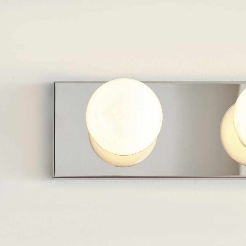 Applique murale / salle de bain à quatre lumières Center Lighting de Génération Lighting , Chrome