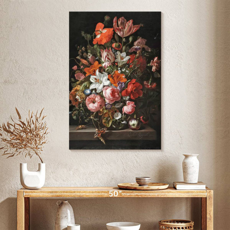 Fleurs Harnek dans un vase en verre sur une table en marbre, H 39 po x l 26 po