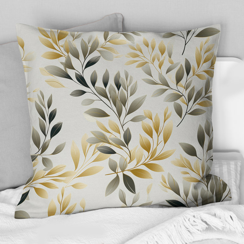 Coussin , H 18 po x l 18 po
