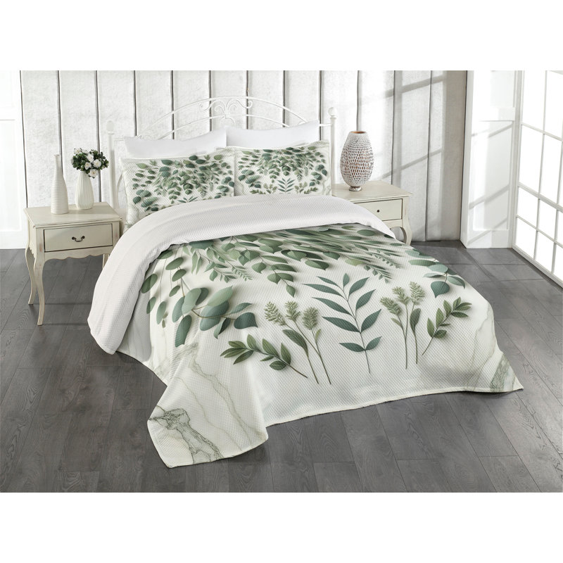 Polyester Floral Coverlet, Queen Coverlet + 2 Standard Shams