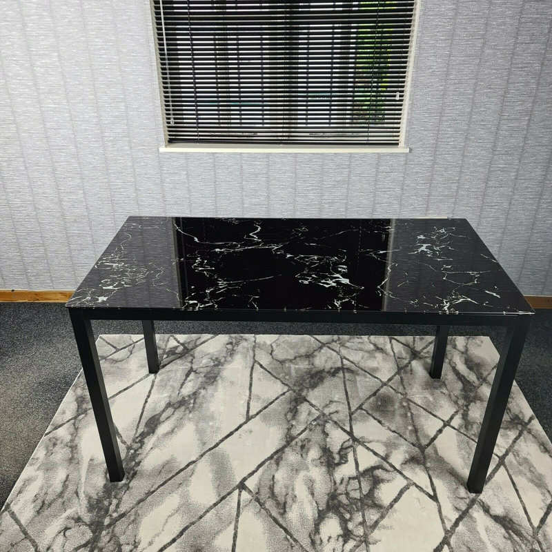Fritzsche 6 - Person Dining Set