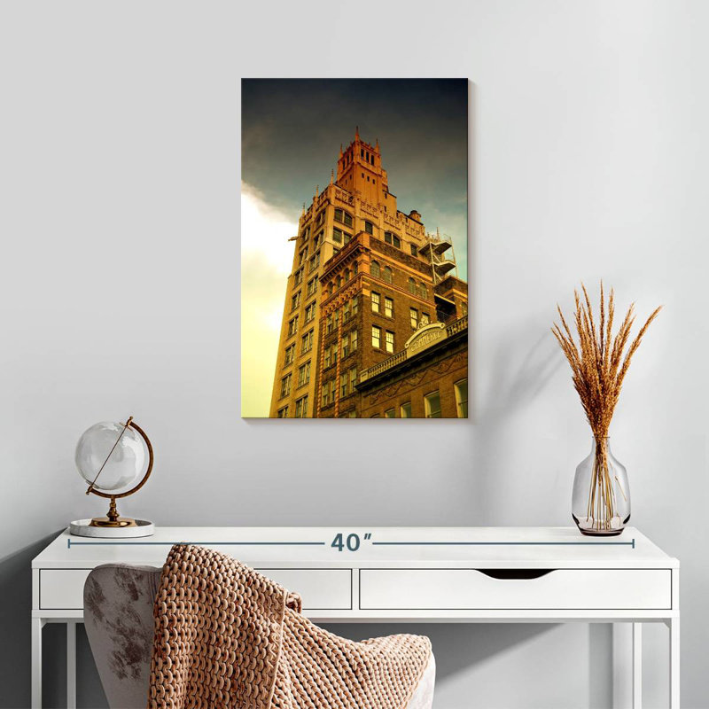 Lilie Asheville Jackson Building, H 24 po x l 16 po