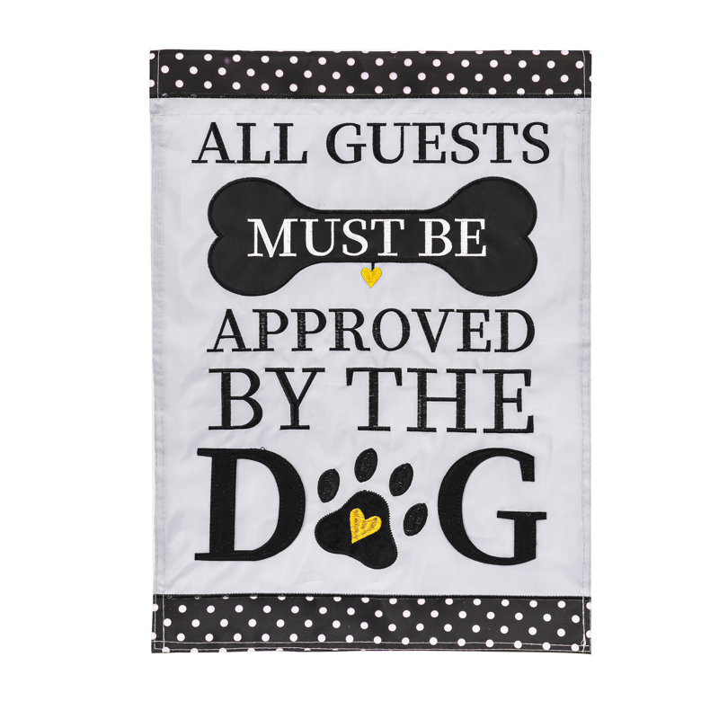 Approuvé par le drapeau de maison de chien