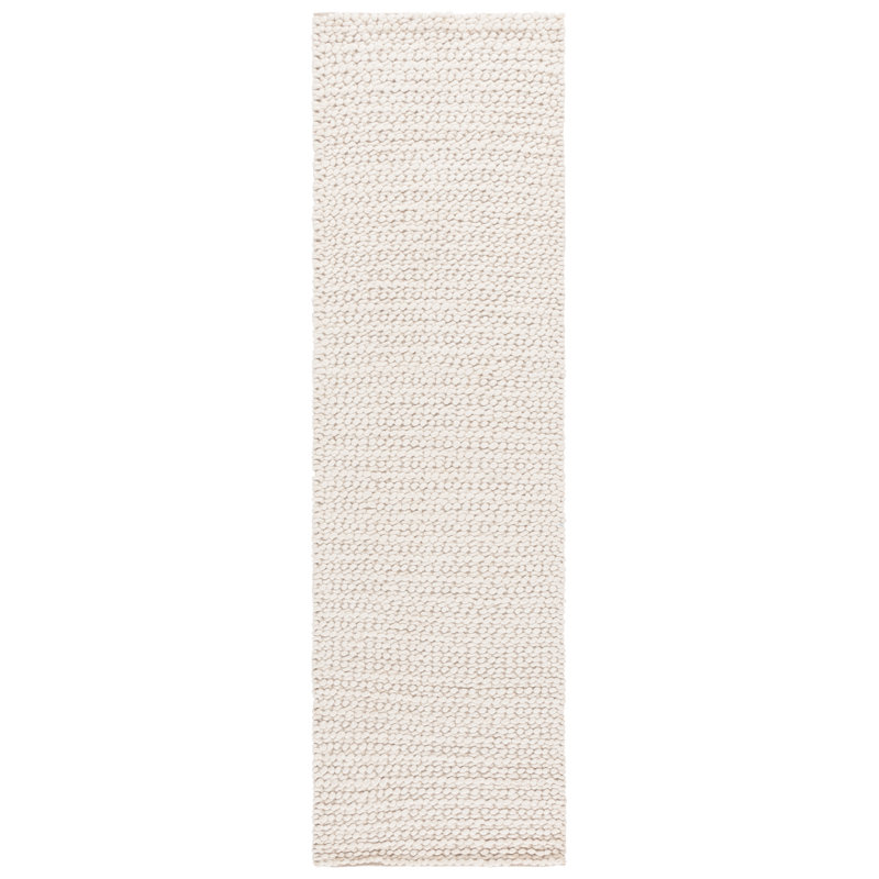 Finnick 718 Area Rug In Ivory, Runner 2'3" x 8'