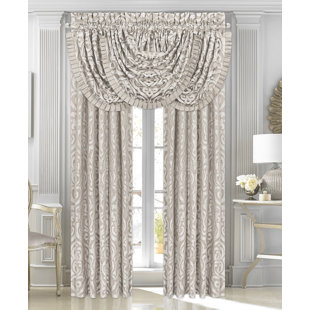 5 Queens Court Curtains Madeline