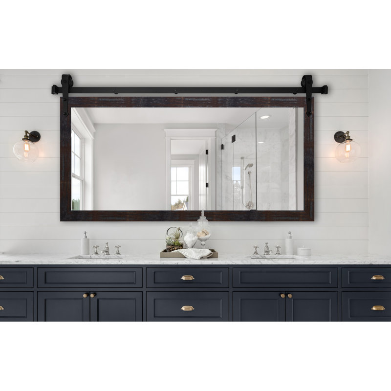 Miroir de salle de bain Ensley, 30,5 po x 61,5 po, Brun foncé