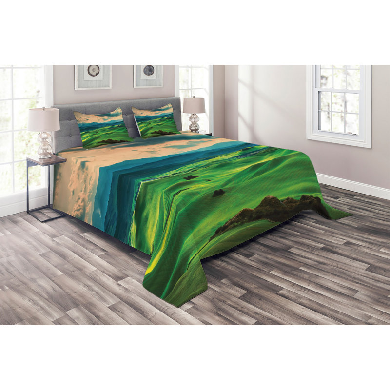 Rustic Polyester Coverlet, King Bedspread + 2 Shams