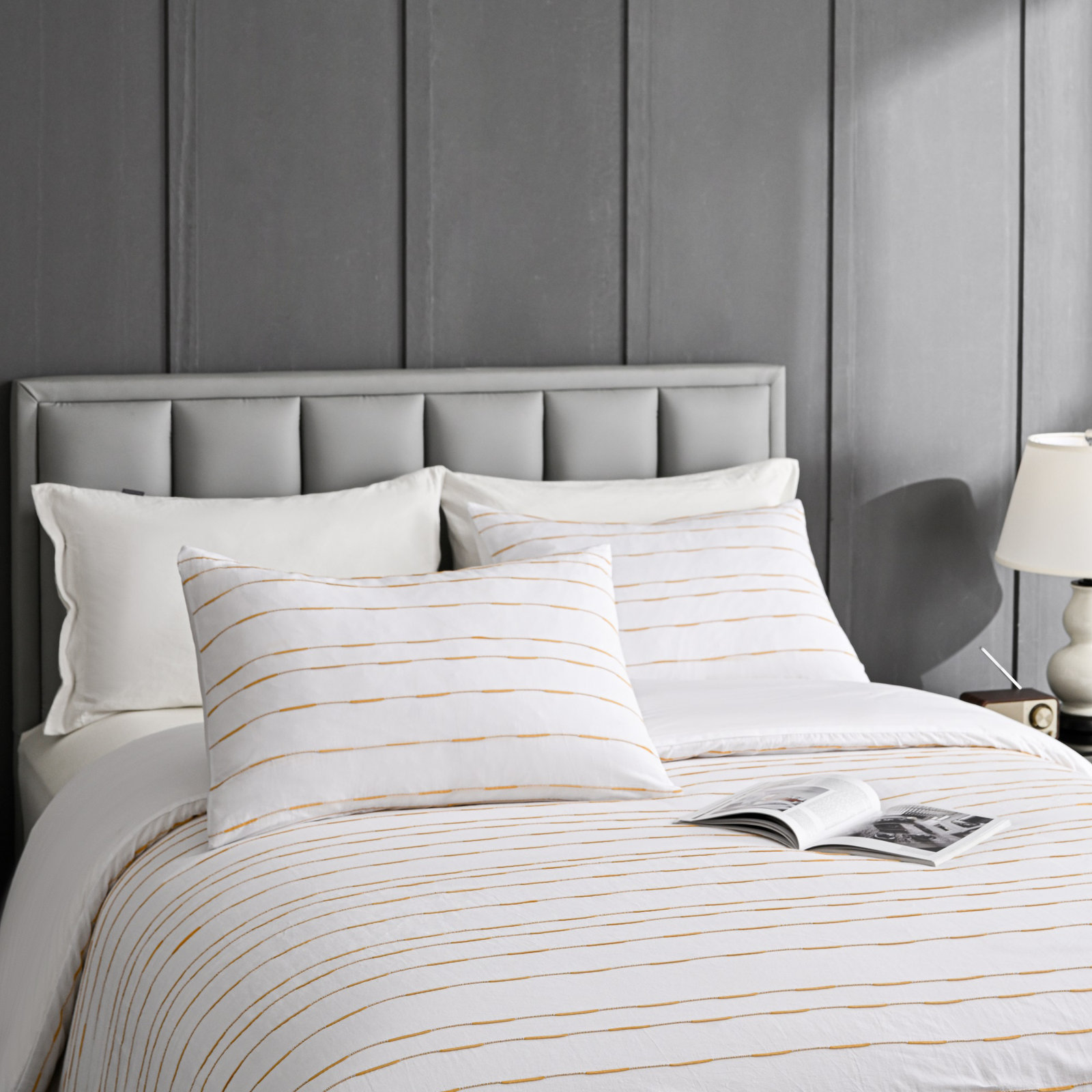 Zari Cotton Percale Duvet Cover Set, Queen Duvet Cover + 2 Shams, White/Yellow
