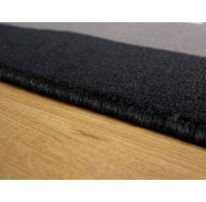 Trueman Solid Colour Area Rug, Rectangle 80 x 150cm
