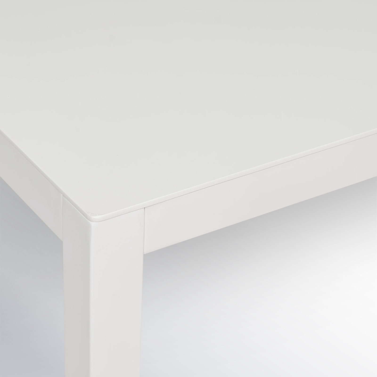 Armando 38" Patio Dining Set, White