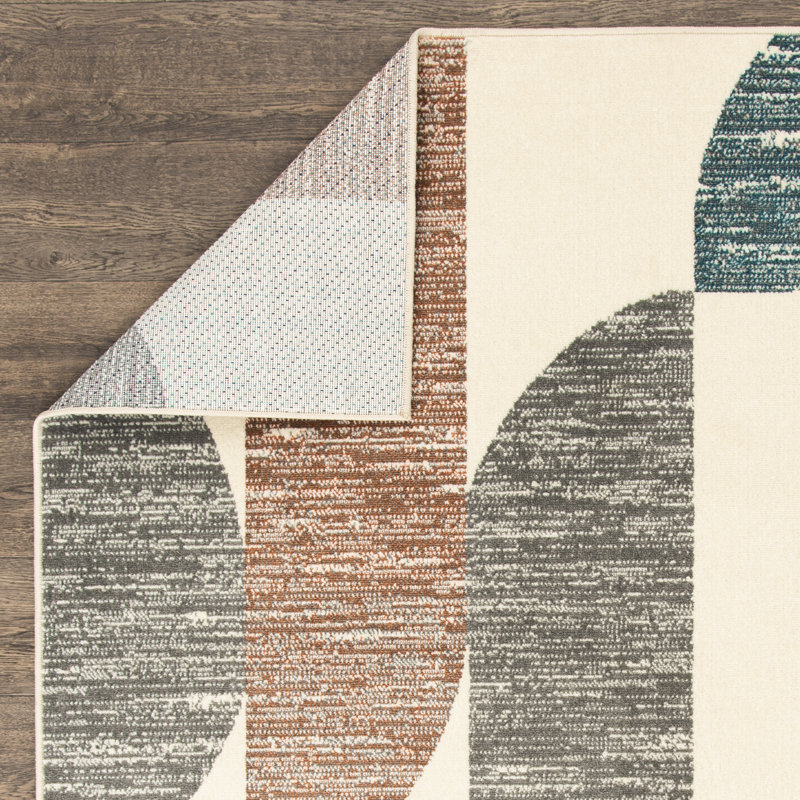 Kourtland Geometric Indoor / Outdoor Rug, Rectangle 7'10" x 9'10"