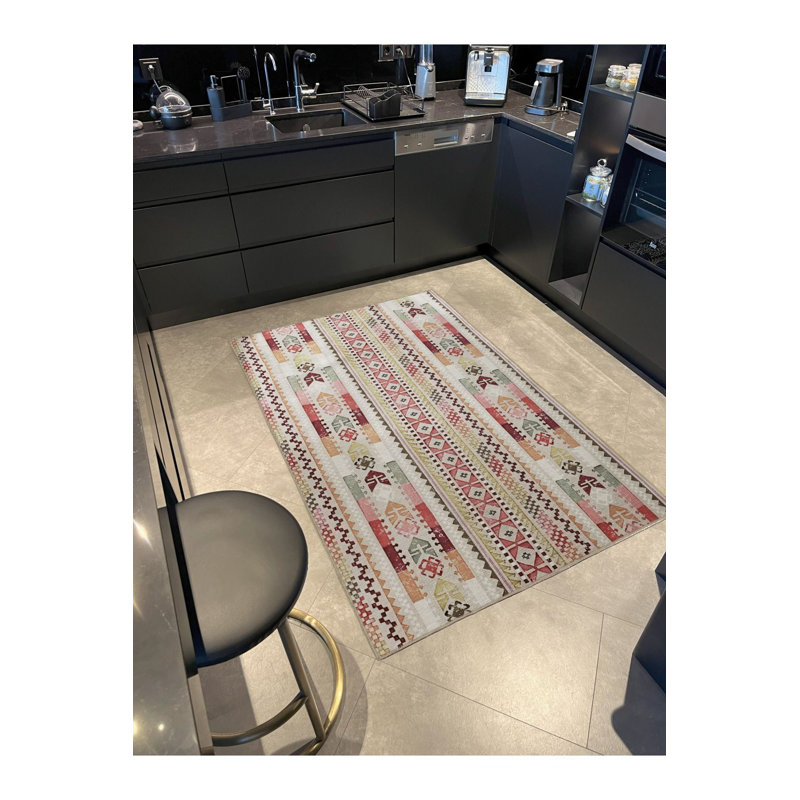 Tapis à rayures verticales rose et beige, Sous-tapis rectangulaire de 3 pi 3 po x 4 pi 11 po