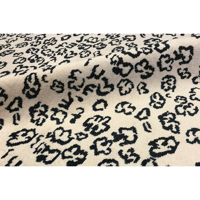 Tapis ivoire noué à la main de haute qualité