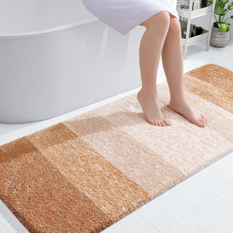 Beige Gradient Microfiber Bath Mat with Rubber Backing