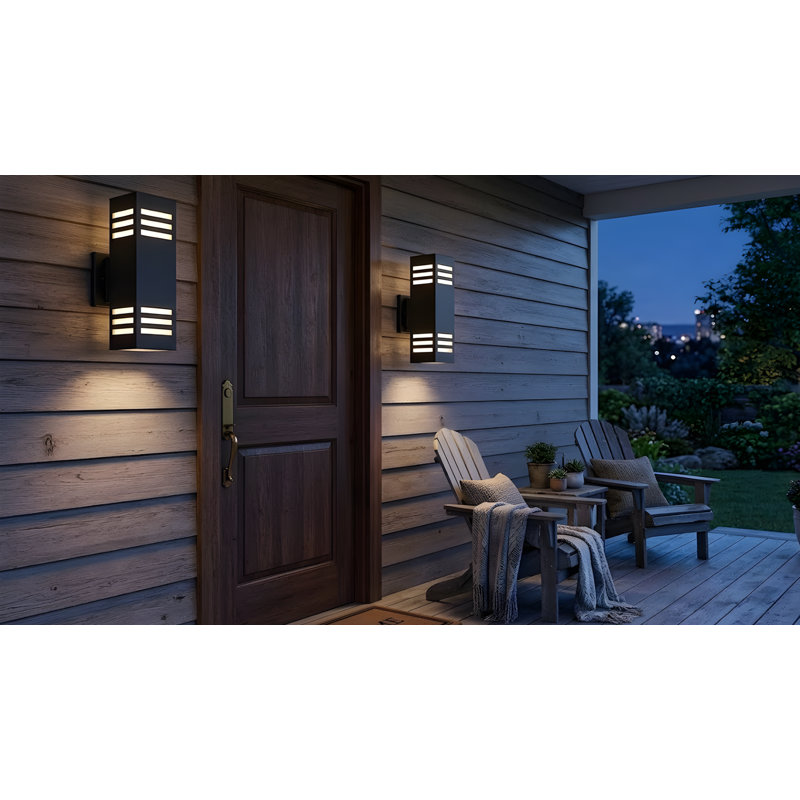 Twaniqua Steel Wall Light