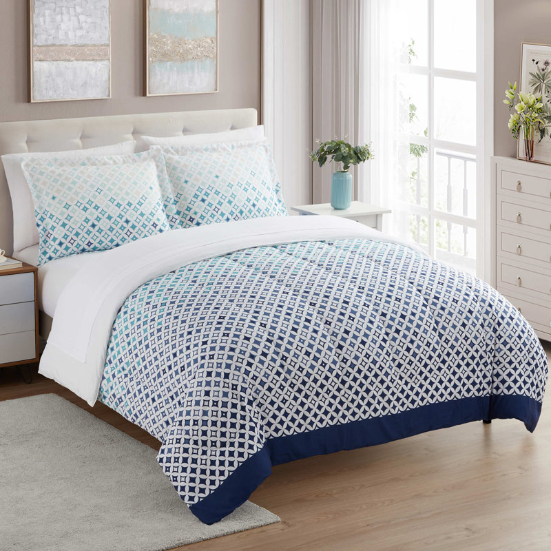 Genova Twin Blue and White Microfiber Bed in a Bag Set