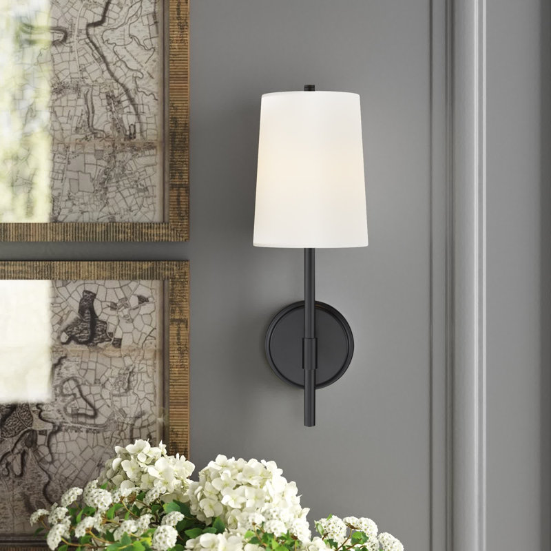 Aida Steel Wallchiere, Matte Black