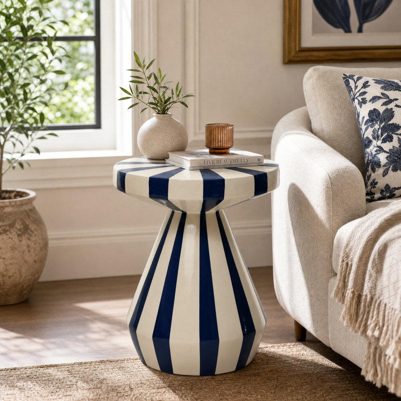 Table d'appoint rayée bleu marine et crème en oxyde de magnésium, table décorative pour l'intérieur et l'extérieur