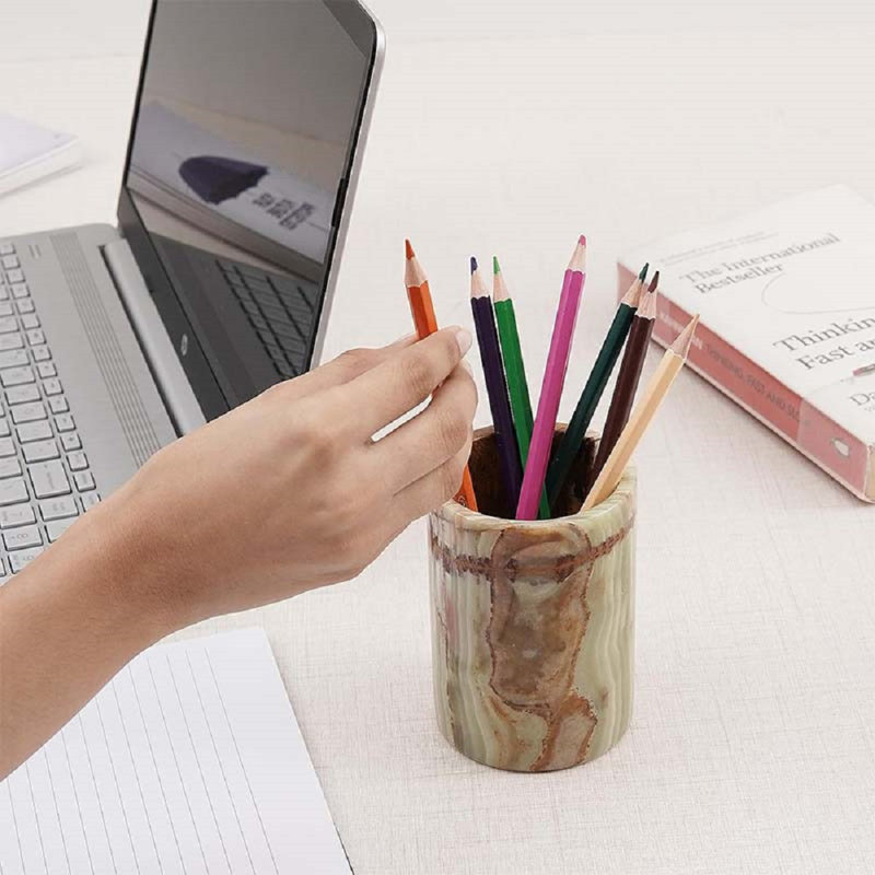 Porte-stylo en marbre