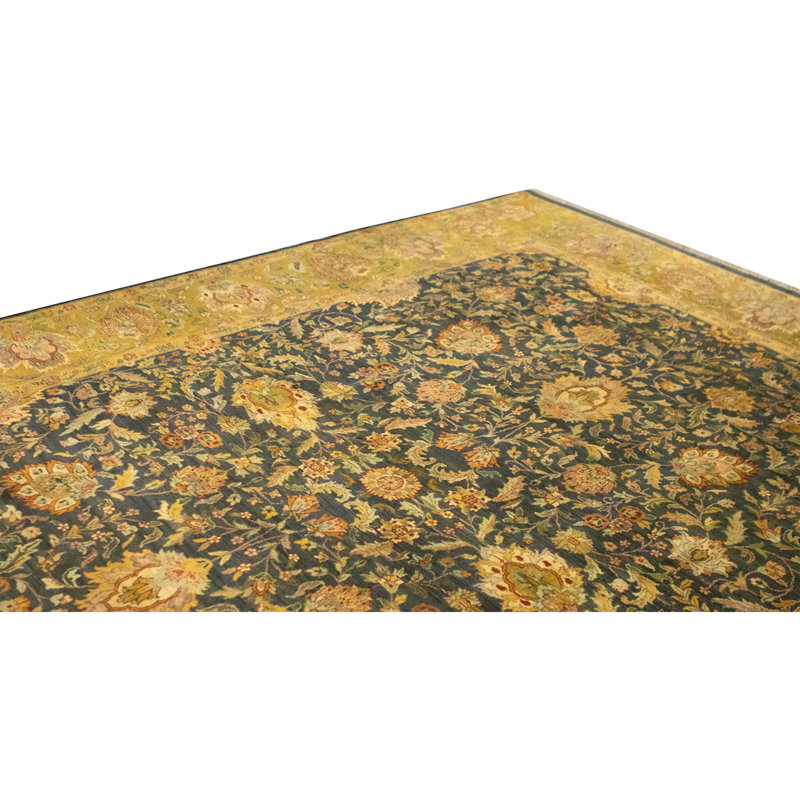 Hand Knotted Wool Oriental Area Rug in Black And Gold