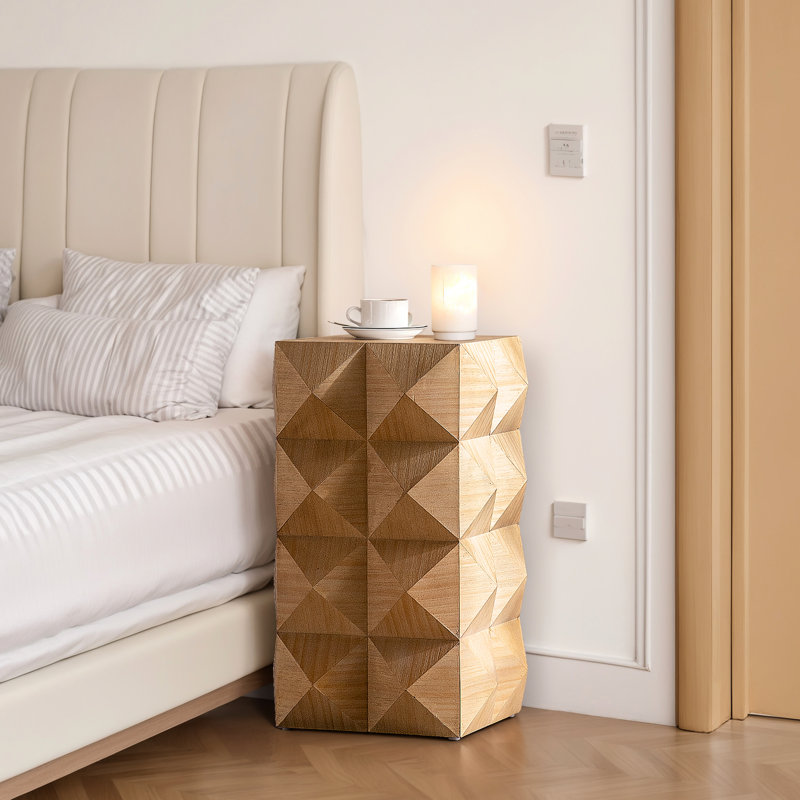 Table d'appoint rétro en bois 23,92 po - Trois motifs, et matériau en sapin, teinte naturelle, 11,7 po de profondeur, Naturel
