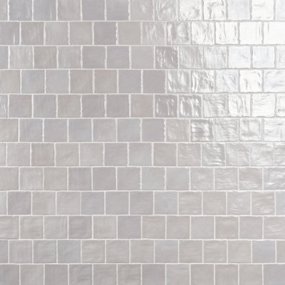 Southampton 4" x 4" Satin Finish Handmade Look Wall Tile (6.45 Sq. Ft. / Case)