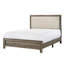 Très grand lit attrayant avec revêtement gris et tête de lit en placage de bois-129990032
