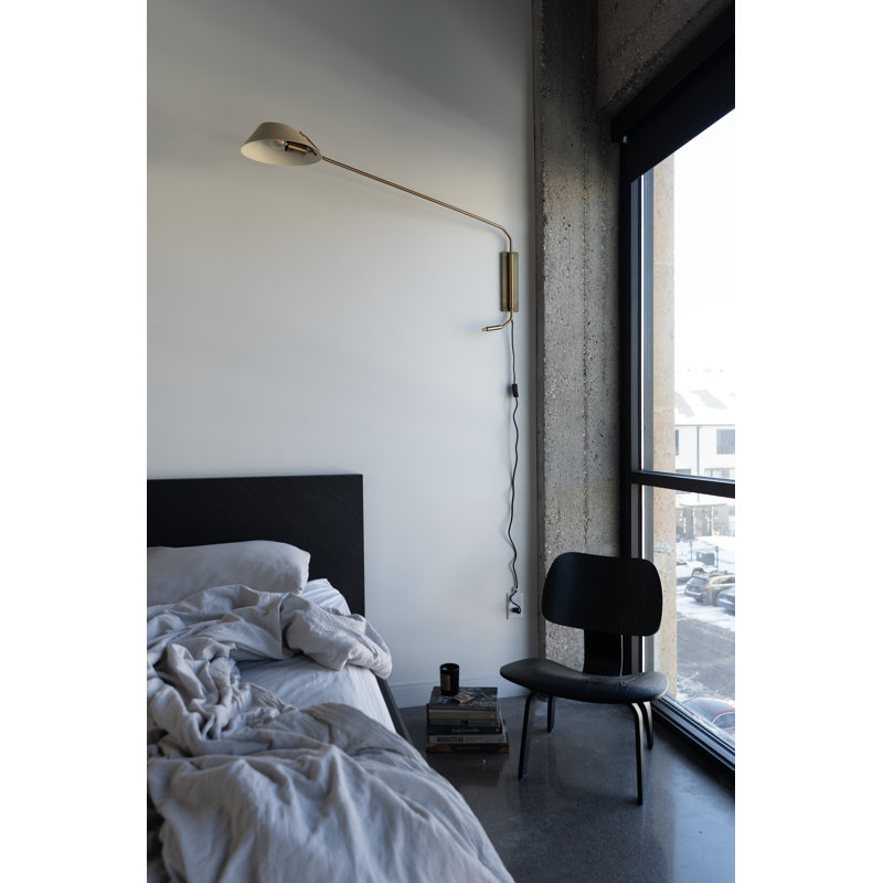 SACRAMENTO 1 LIGHT PORTABLE WALL SCONCE, Soft Sand