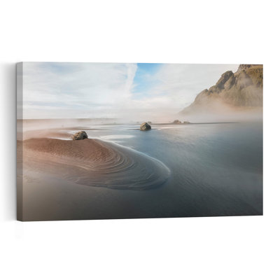 Impression d'art mural Misty Black Sand Beach