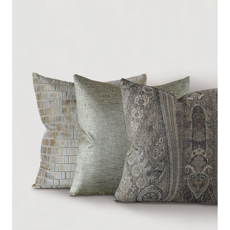 Breckenridge Square Pillow Cover & Insert