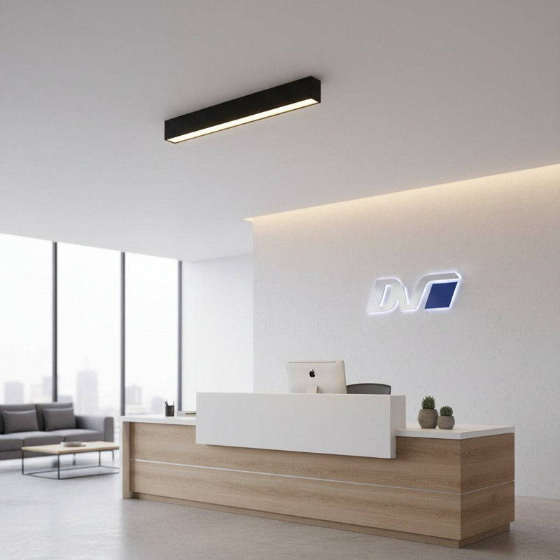 UltraBeam 10 Watt LED 600mm Surface Mounted Linear LED Ceiling Light, Black