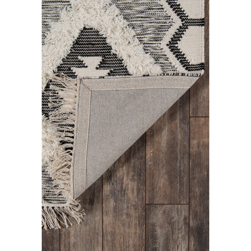 Wool Geometric Indoor Rug, Rectangle 5' x 7'