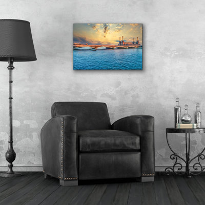  «Iconic Battersea Power Station pendant Sunset Vi» par Mark A Paulda, art mural en verre acrylique