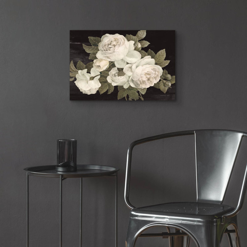 Art mural en verre Anitque Roses On Black par Danhui Nai, H 16 po x l 24 po x P 0,2 po