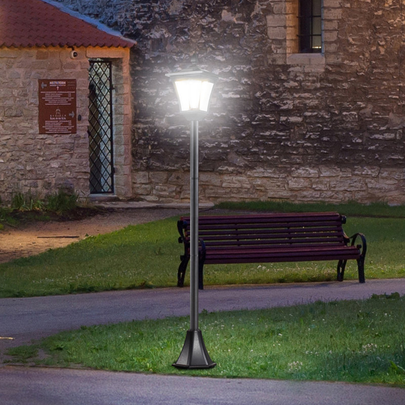 Delyle Lamp Post (Full)