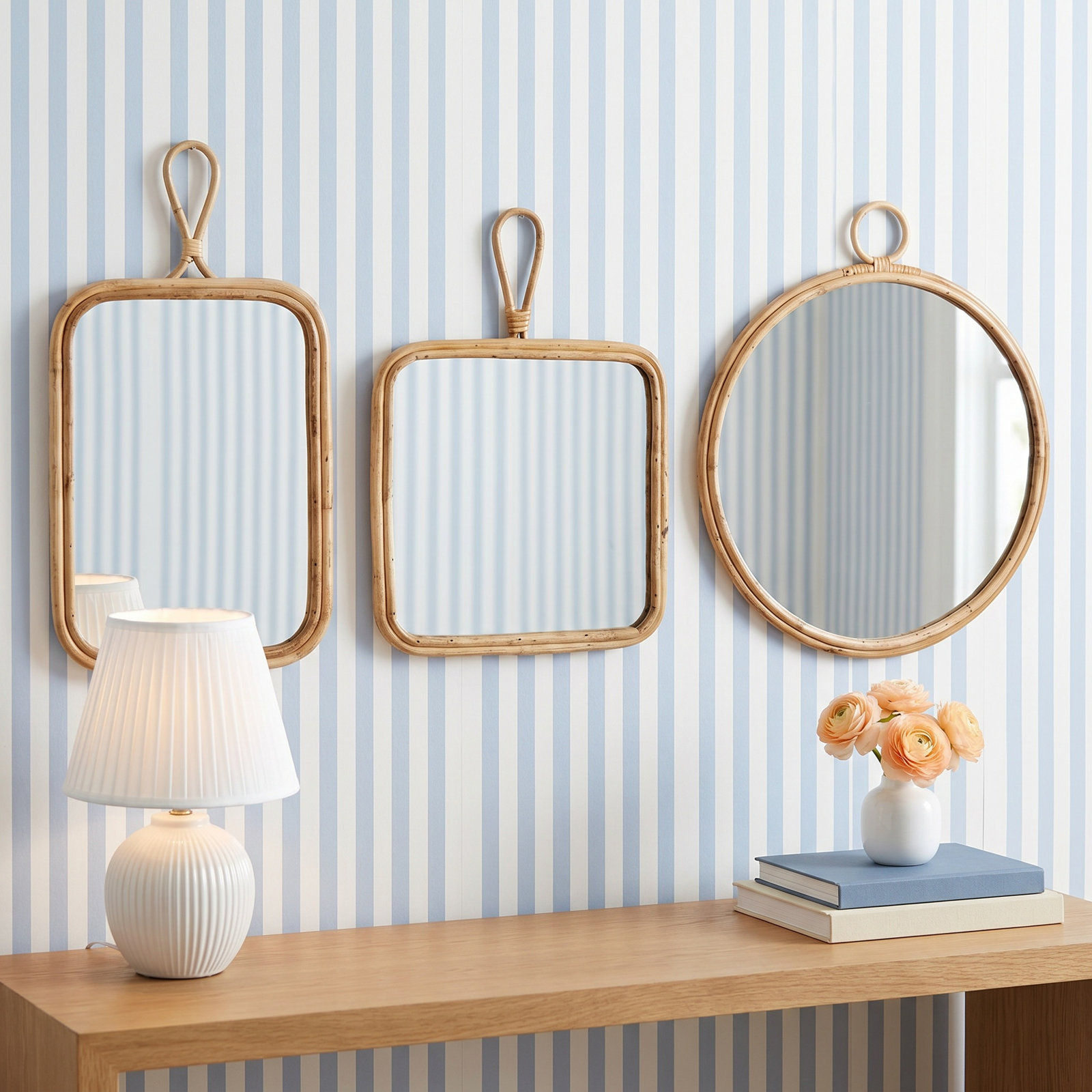 18" Wall Mirror