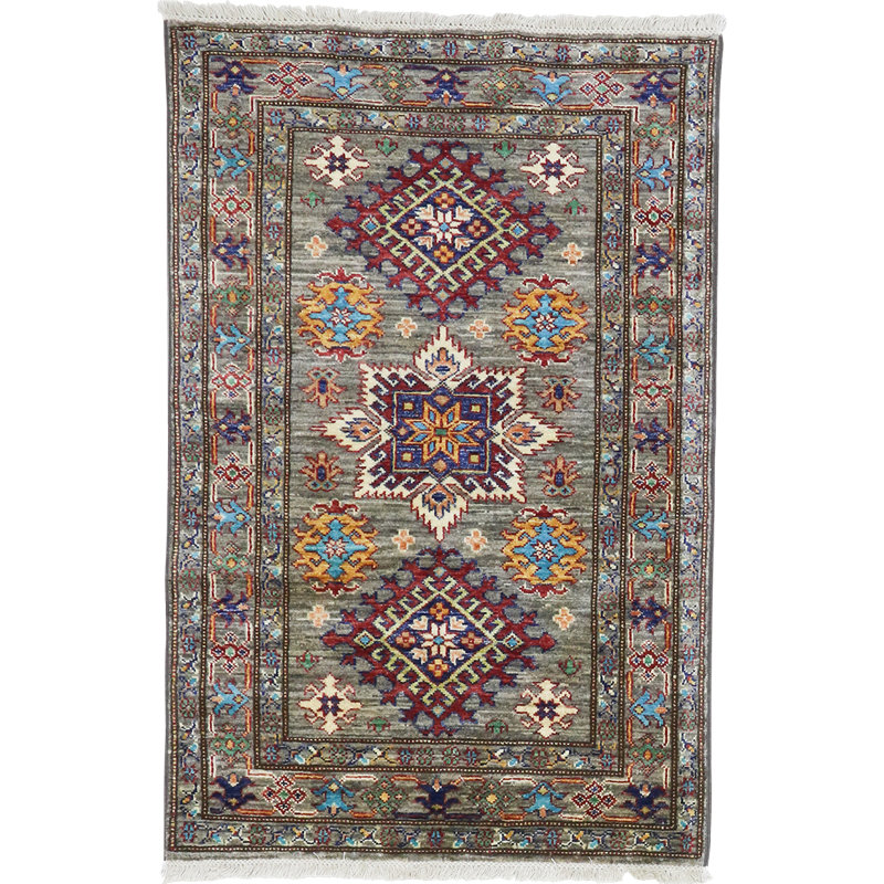 Super Kazak gris montagne 2 pi 10 po x 4 pi 5 po