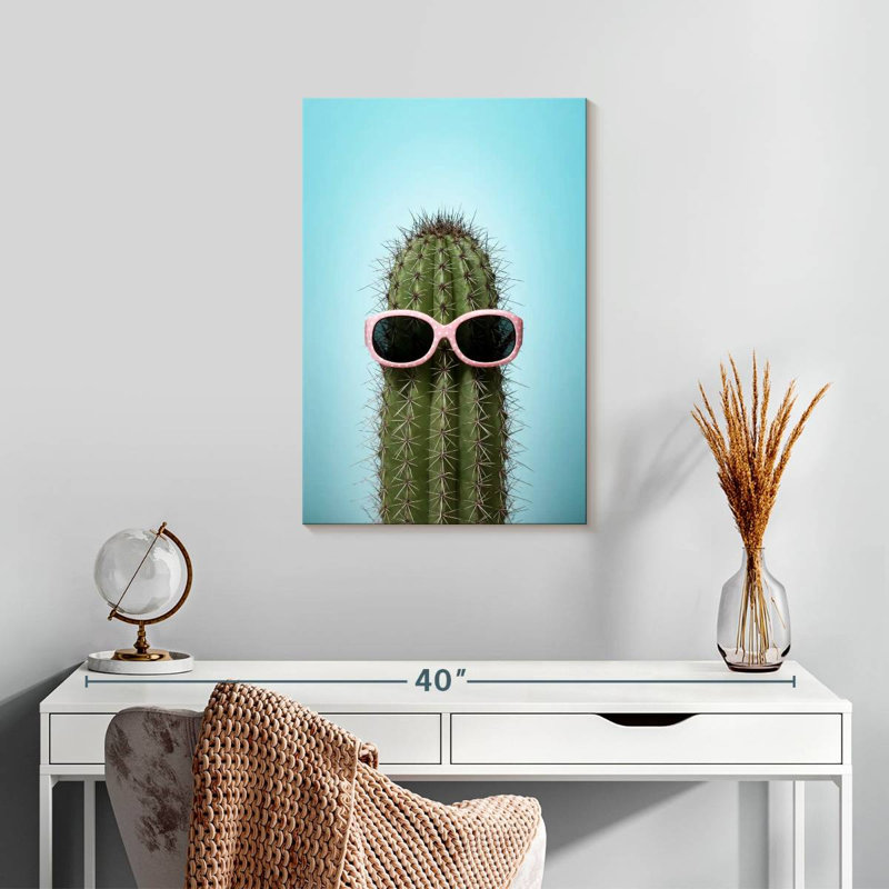 Cactus Harnek avec lunettes de soleil, H 24 po x l 16 po