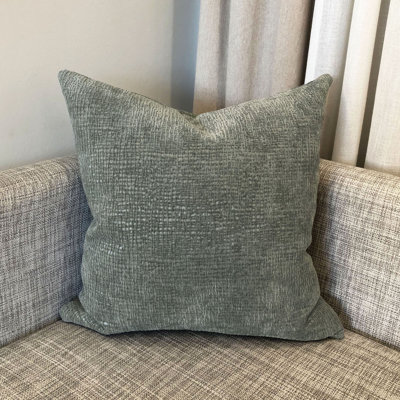 Kimia Feather Throw Pillow