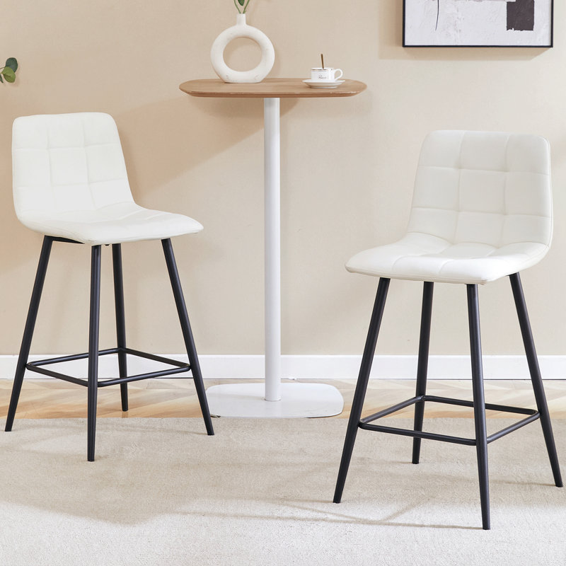 Chaise de bar en deux pièces blanche avec motif à carreaux, pieds en métal noir, conception intégrée pour le confort, chaises à choix de couleurs multiples, deux, siège, croisillons, stabilité accrue