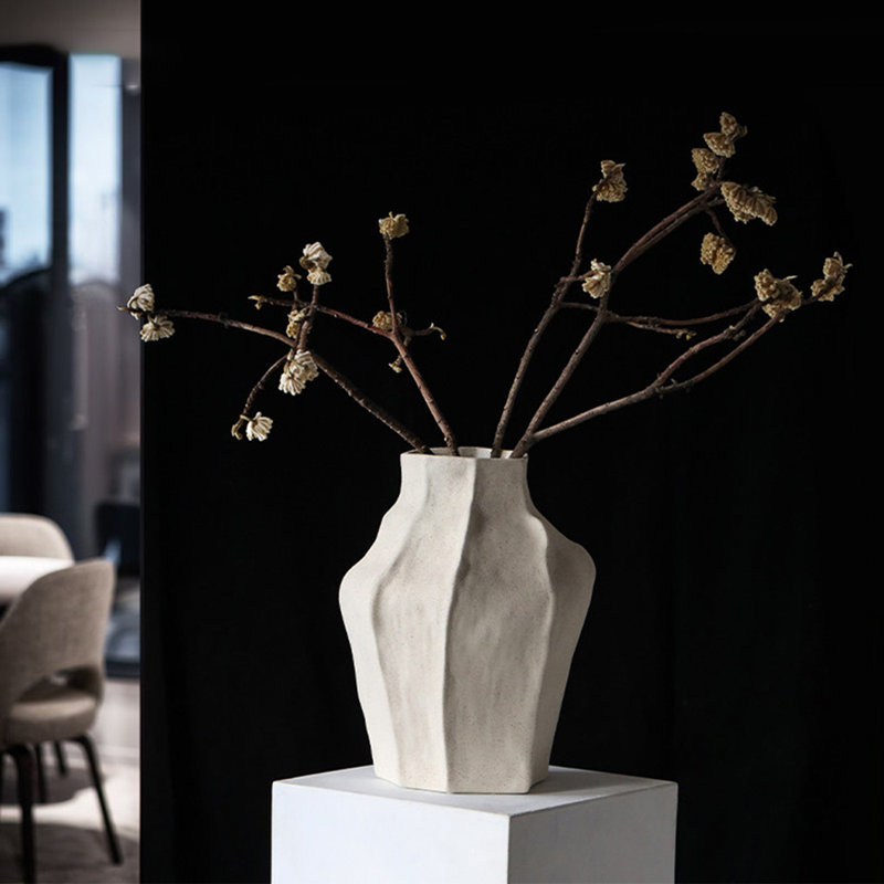 Vase de table en céramique Wabi Sabi, 14.8" H x 11.8" W x 11.8" D