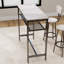 Ensemble de table de bar 3 pièces à hauteur de comptoir avec 2 tabourets pliables, support de rangement, plateau d'aspect bois et structure en acier, petit espace de salle à manger pour la cuisine, le salon, l’appartement-310936025-310936024