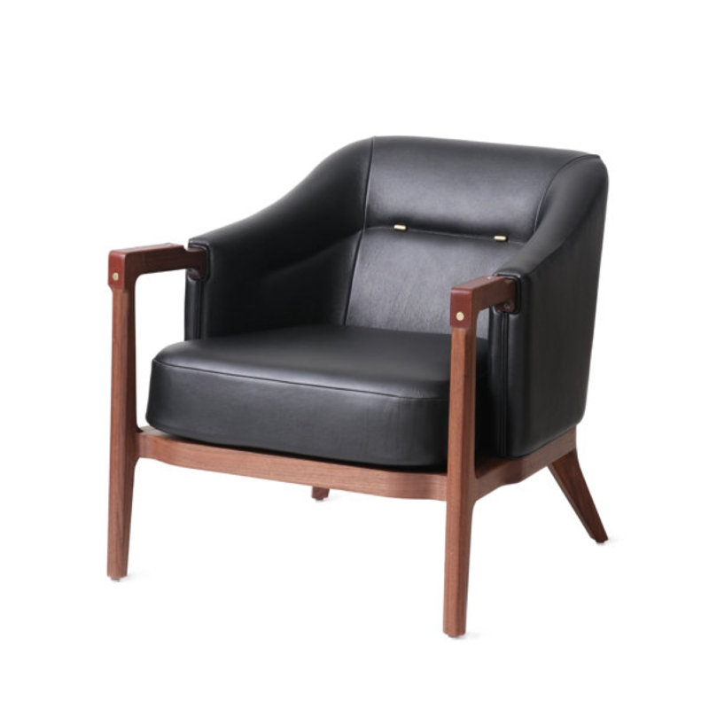 Fauteuil club Alva, Black Leather, Noyer naturel