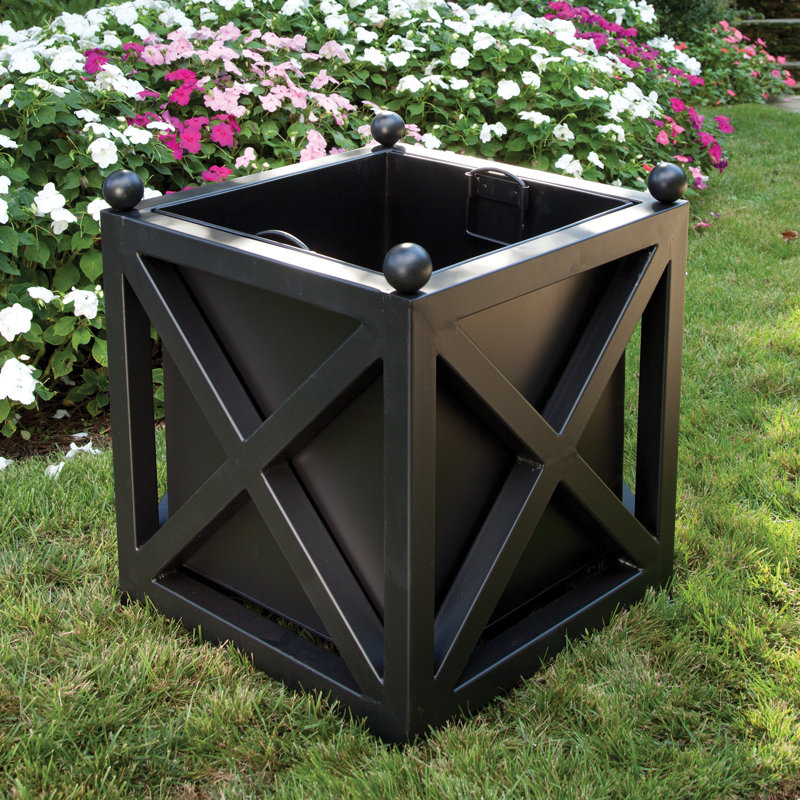 Tristan Metal Planter Box, Black