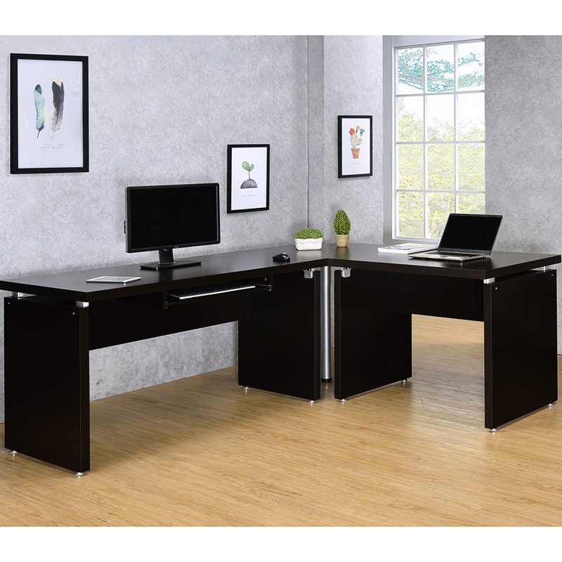 Bureau de coin Cappuccino de 211 cm (83 po) avec plateau spacieux et tablette coulissante, rangement pour clavier.