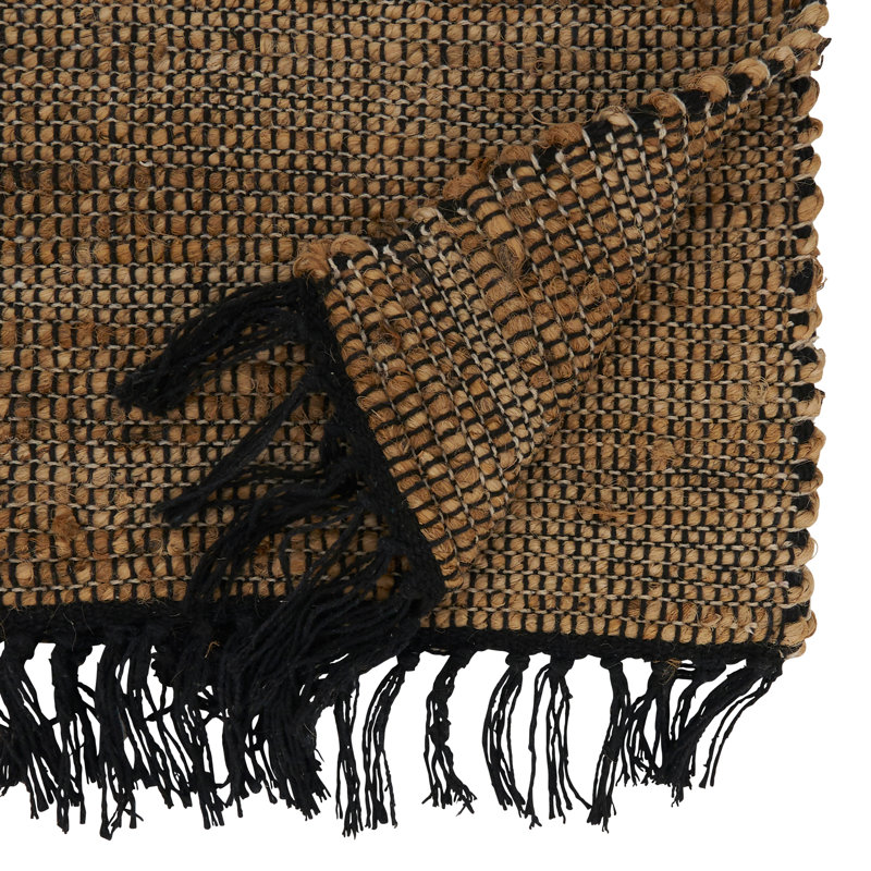 Lester Table Runner