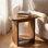 Table de bout en bois massif l 23,6 po, table d'appoint à 2 niveaux avec pieds en forme de H