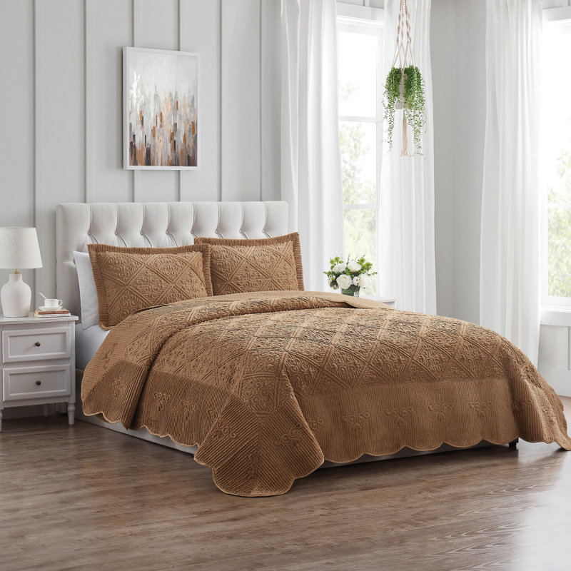 Westland Quilted Plush Bedspread Set, Caramel, Queen Bedspread + 2 Shams