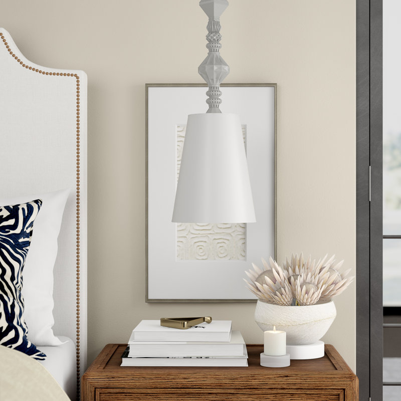 Belle de Nuit 1 - Light Single Empire Pendant, Gold