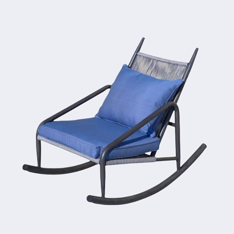 Chaise berçante nordique moderne